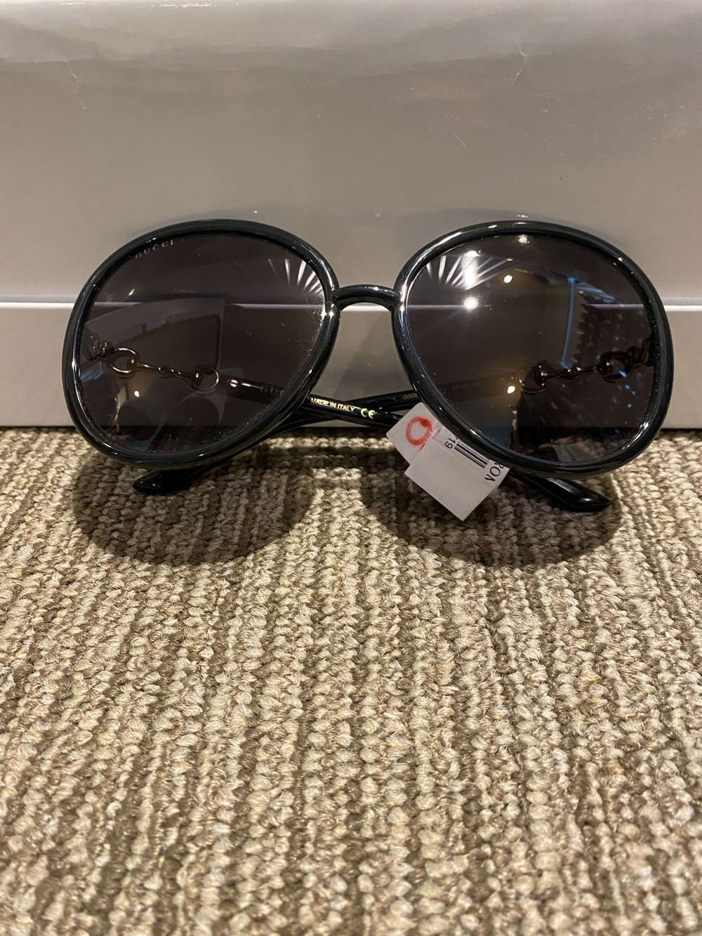 Black Gucci sunglasses